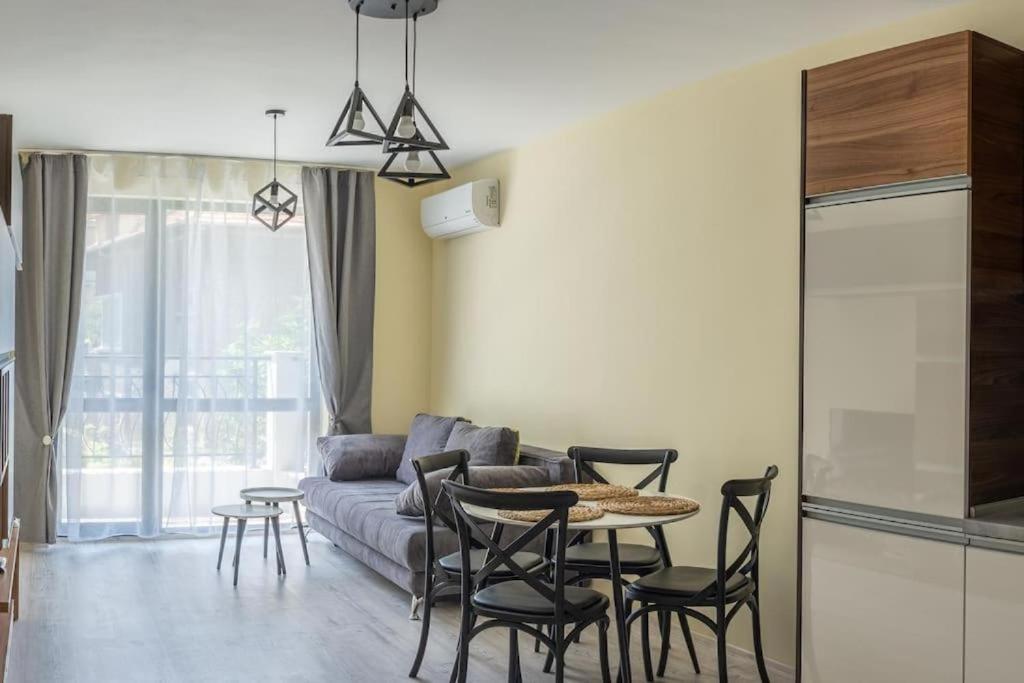 La Familia Apartments Varna Eksteriør billede
