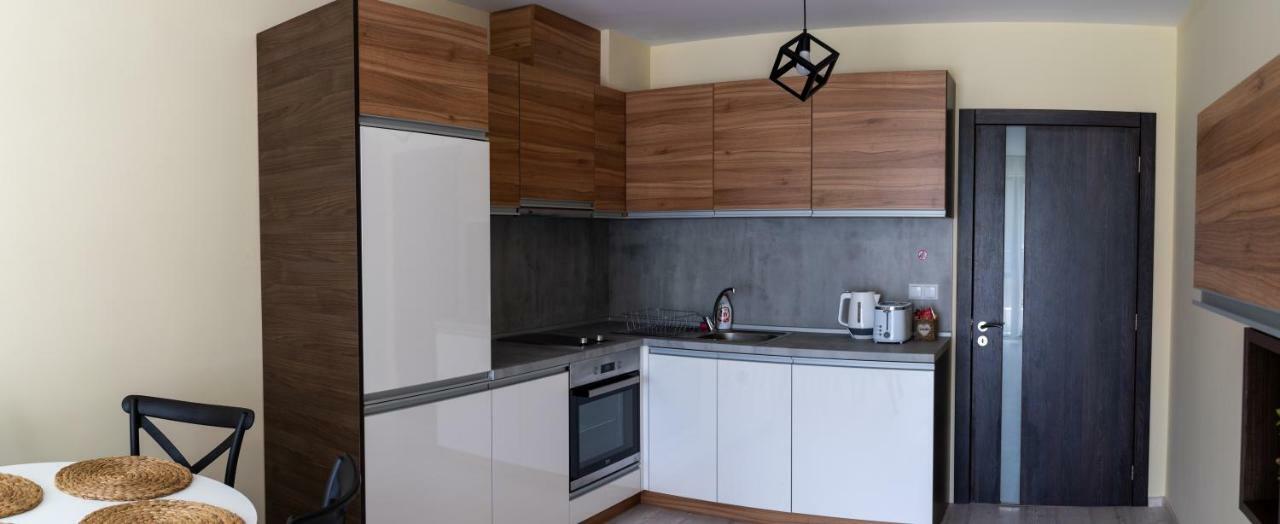 La Familia Apartments Varna Eksteriør billede